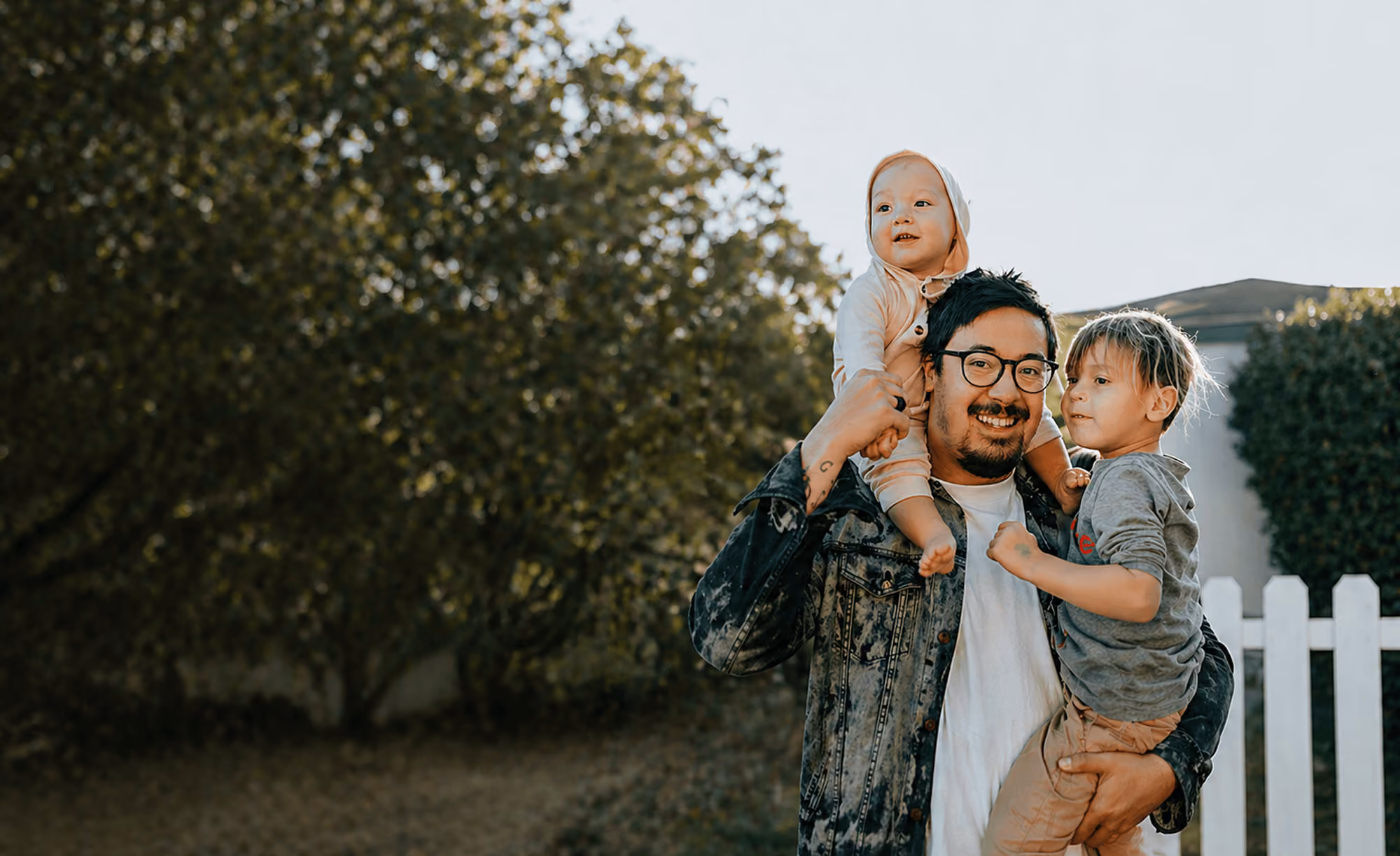 Família feliz e protegida